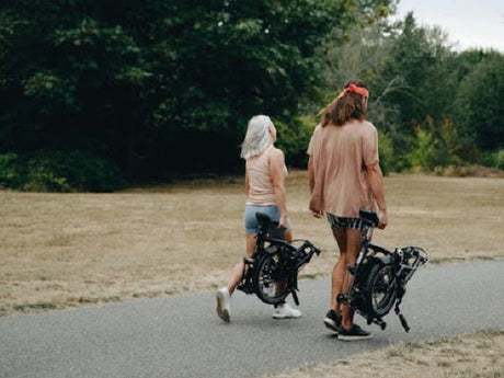 Nehmen Sie Ihr Neues Ebike Klapprad Bequem Mit Auf Den Nächsten Trip