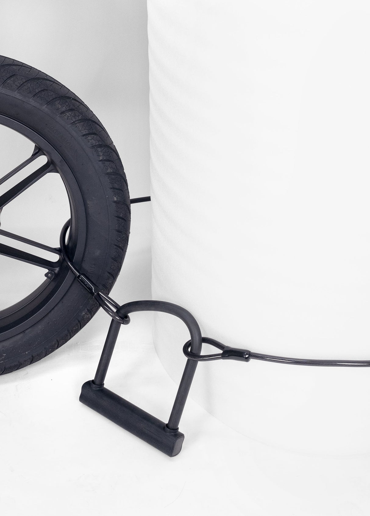 U-Lock（Gratis beim Kauf eines E-Scooters）