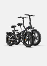 ein weißer und ein schwarzer Engine x E-Bikes